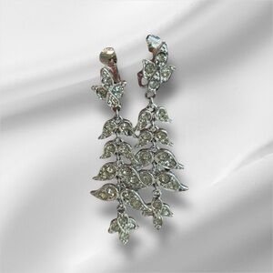 Sarah Coventry Dangle Rhinestone Earrings Clip-On Clear Silver Tone Bridal